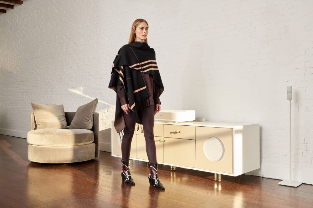 how do you wear leggings and look classy?