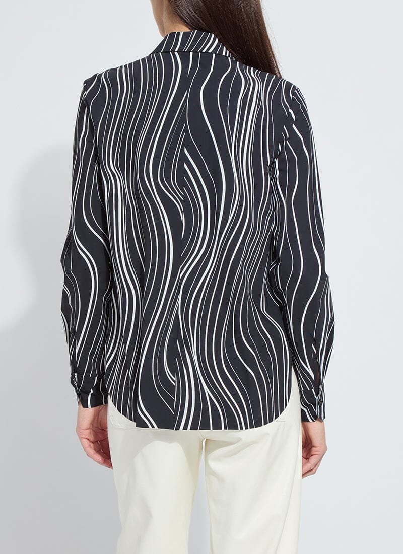 color=Undulating Lines