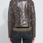 color=Extra Ordinary Snake