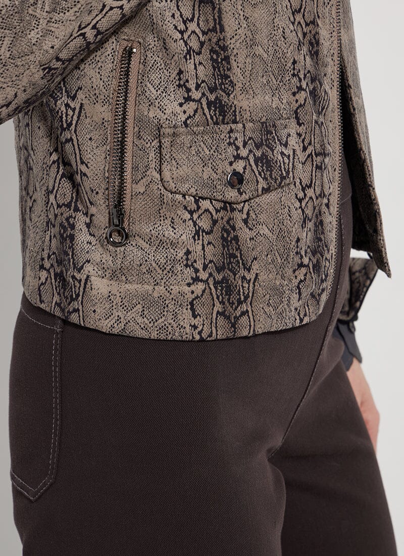 color=Smokey Taupe Snake