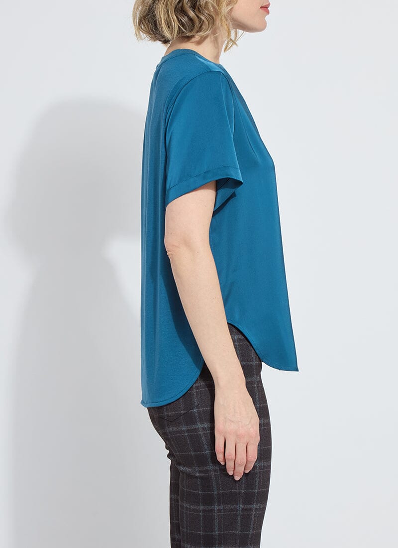 color=Irish Blue