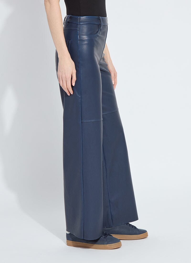 color=Deep Blue