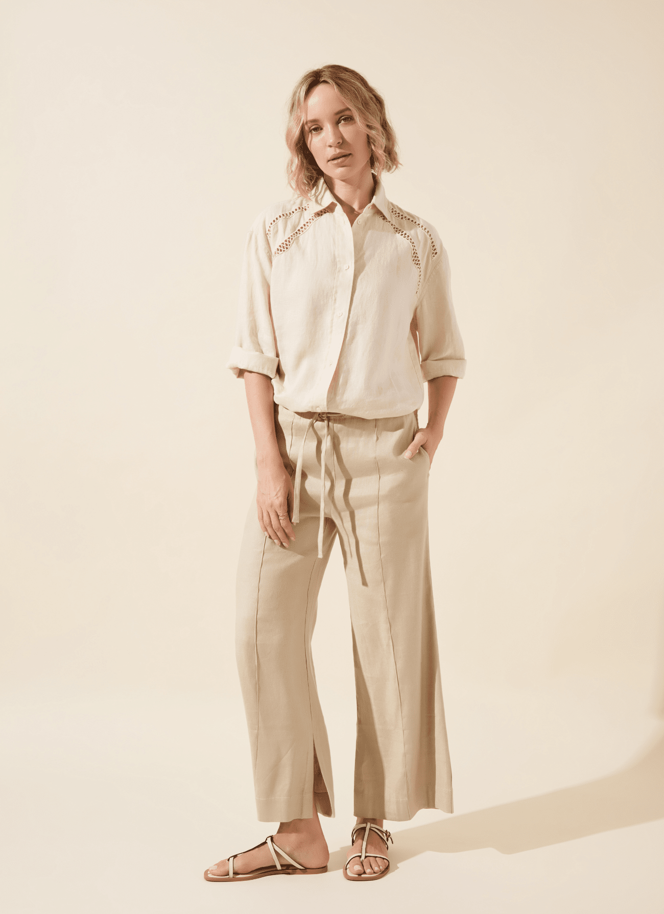 color=Linen