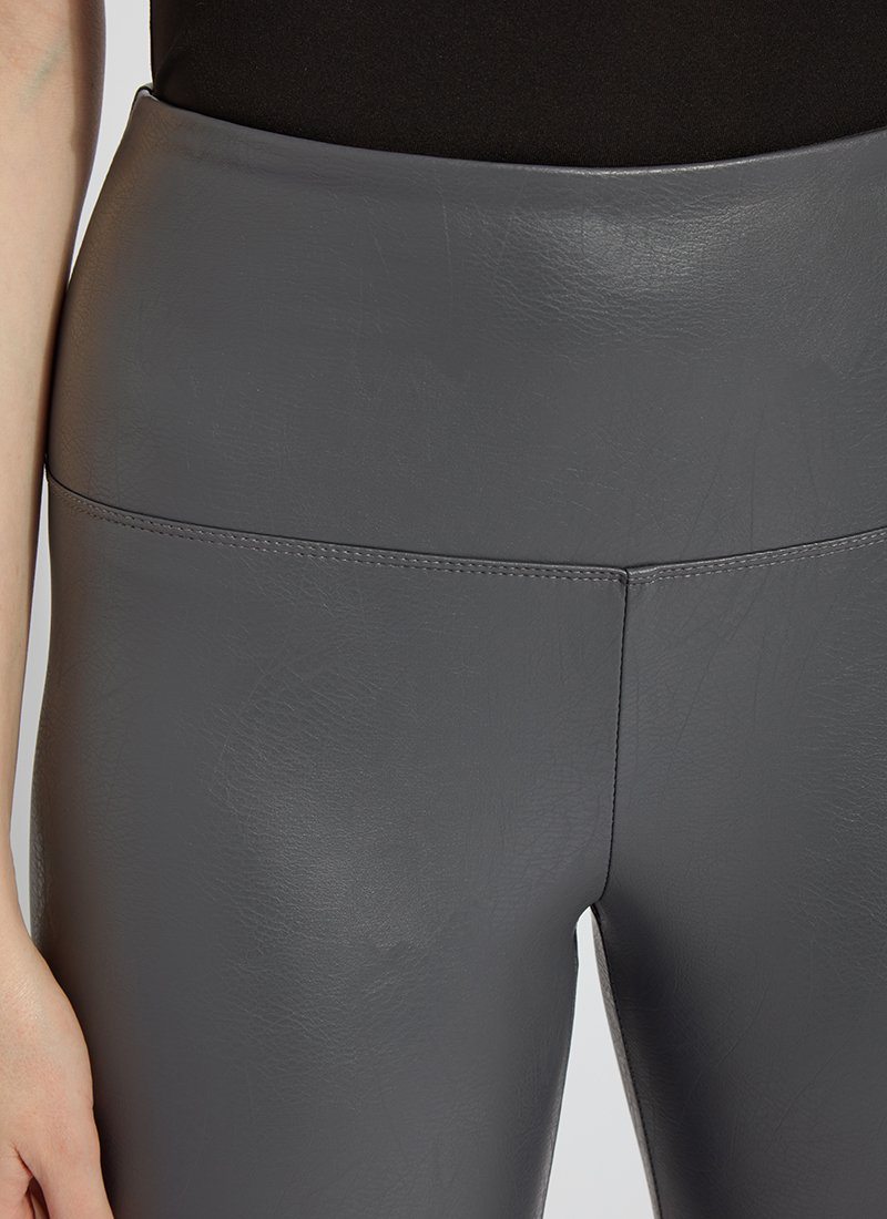 color=Solid Charcoal