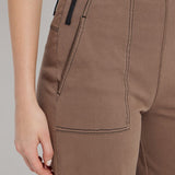 color=Cold Chestnut