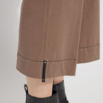 color=Cold Chestnut
