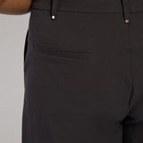Amanda Twill Short Curvy (6" Inseam)
