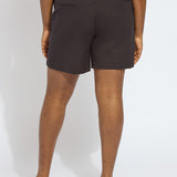 Amanda Twill Short Curvy (6" Inseam)