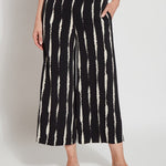 color=Black Tidal Stripe