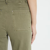 color=antique wash smoked green