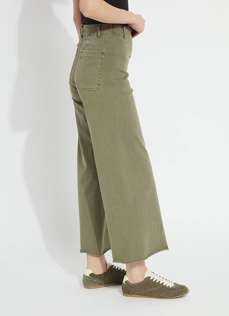 color=antique wash smoked green