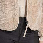 color=Light Almond