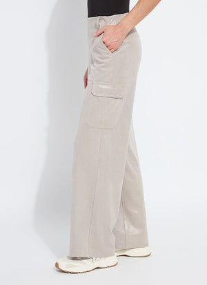 color=Liquid Soft Taupe