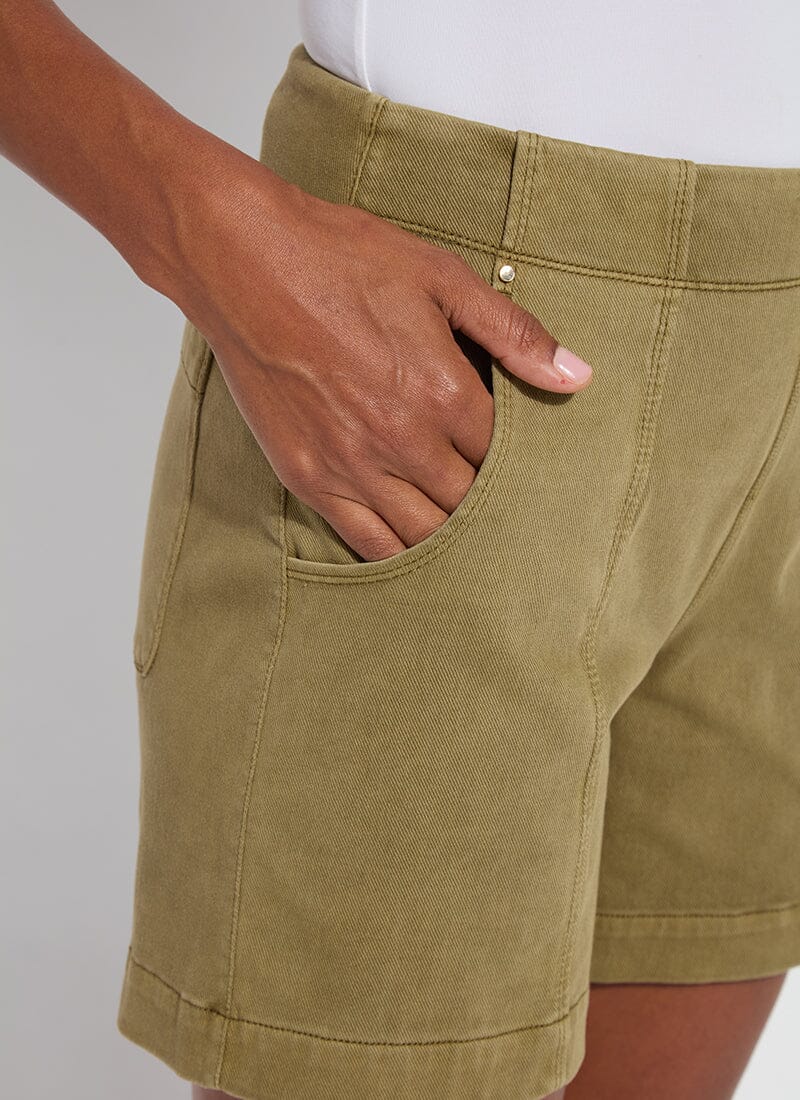 color=Antique Wash Green