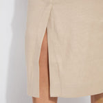 color=Linen