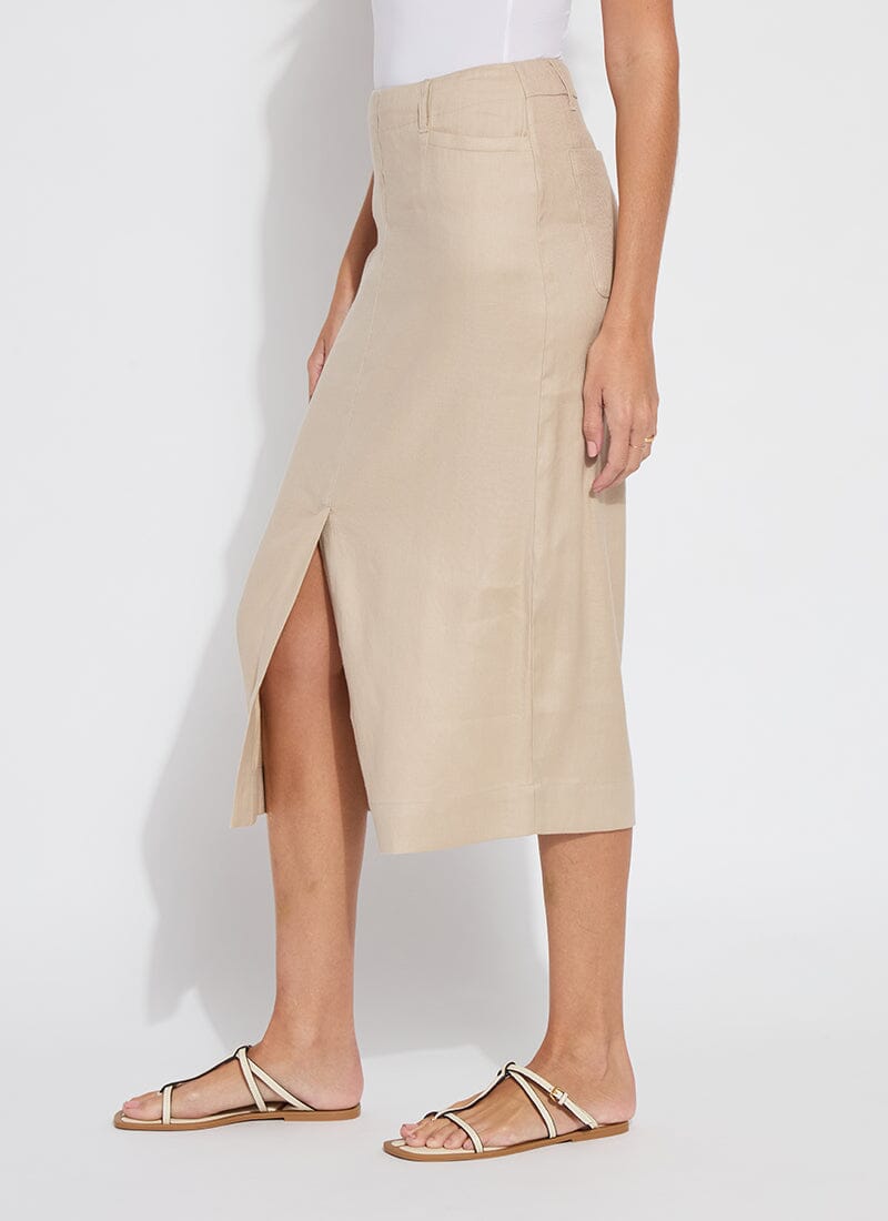 color=Linen