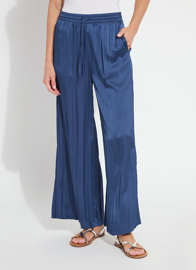 color=Capri Blue