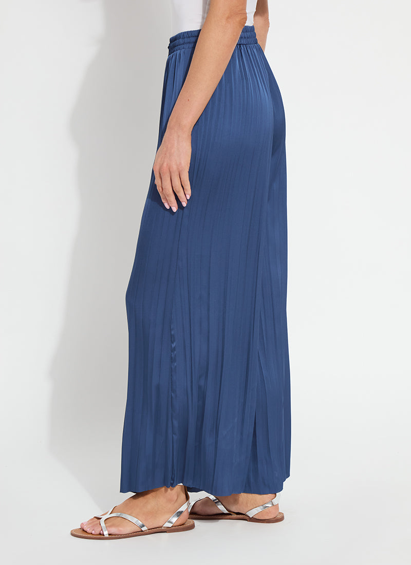 color=Capri Blue