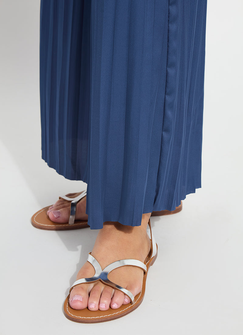 color=Capri Blue