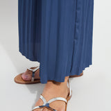 color=Capri Blue