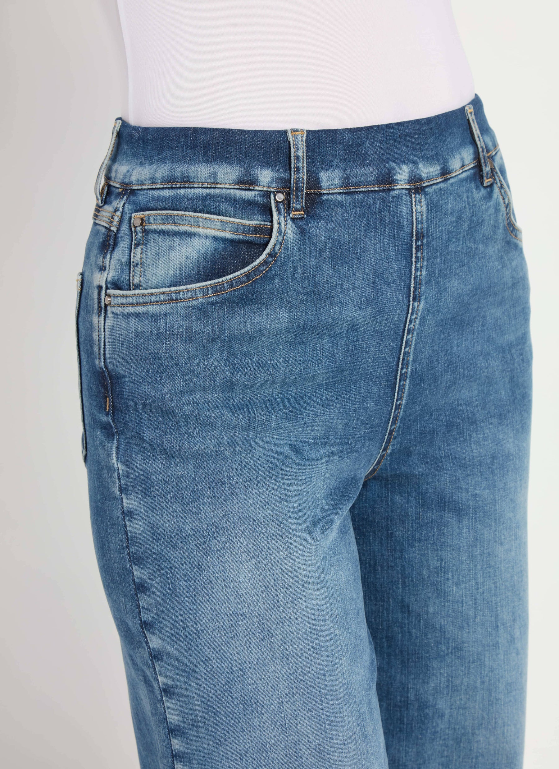 color=Hi-Low Mid Wash