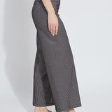color=Black Sheen Line