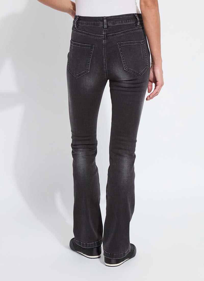 color=Distressed Black