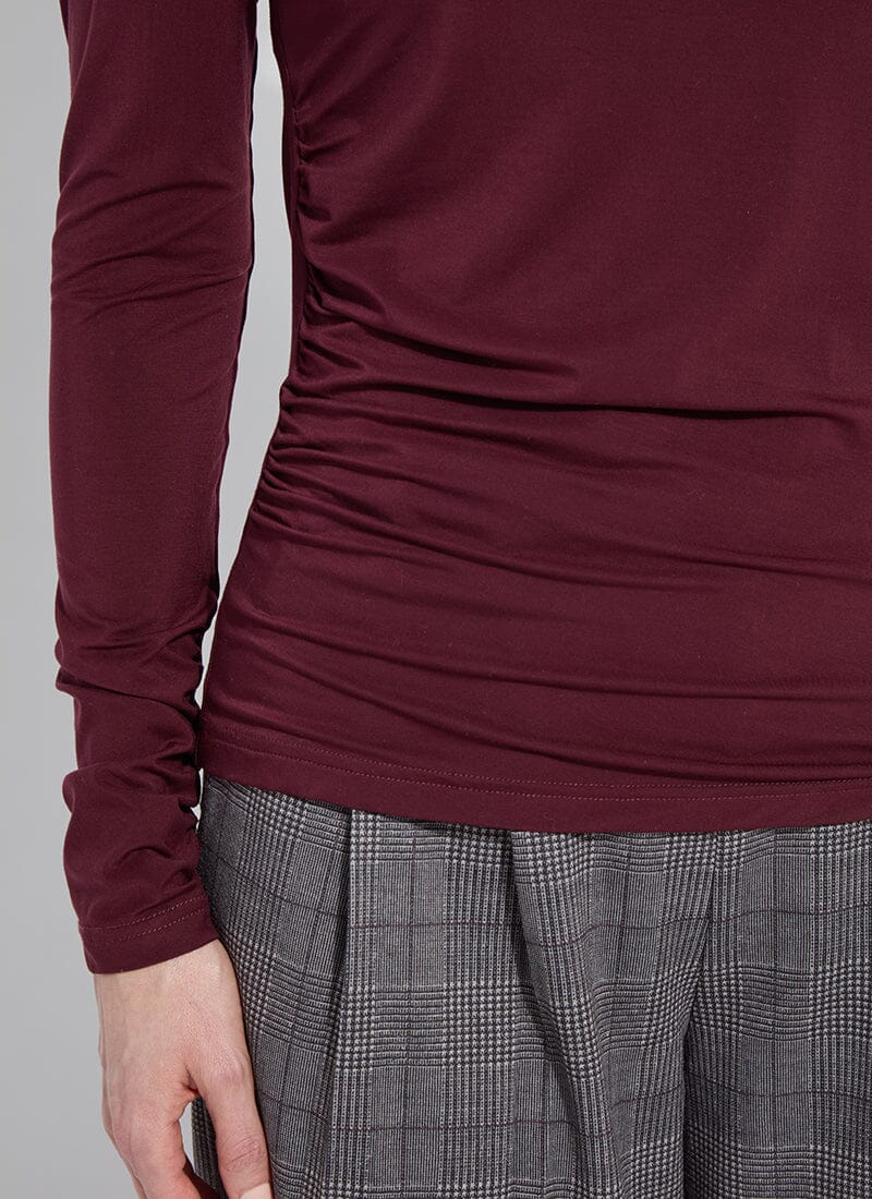 color=Dark Plum