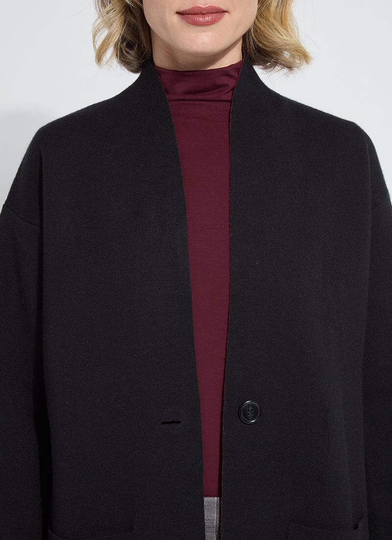 color=Black/Dark Plum