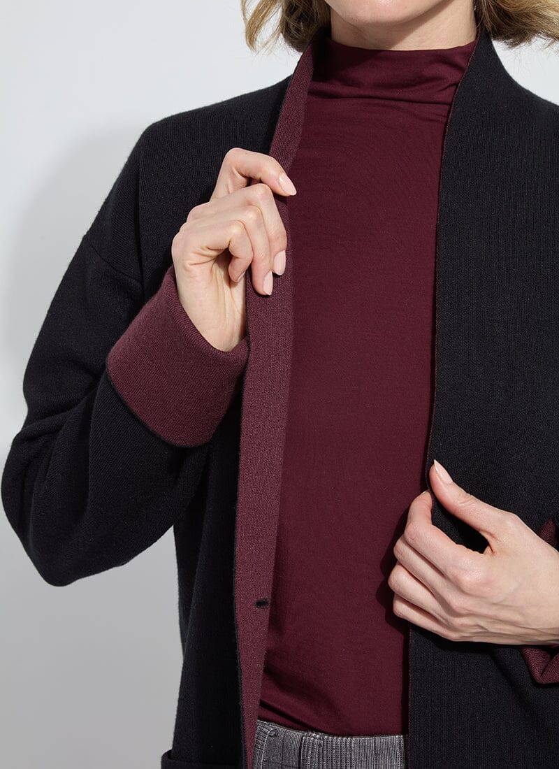 color=Black/Dark Plum