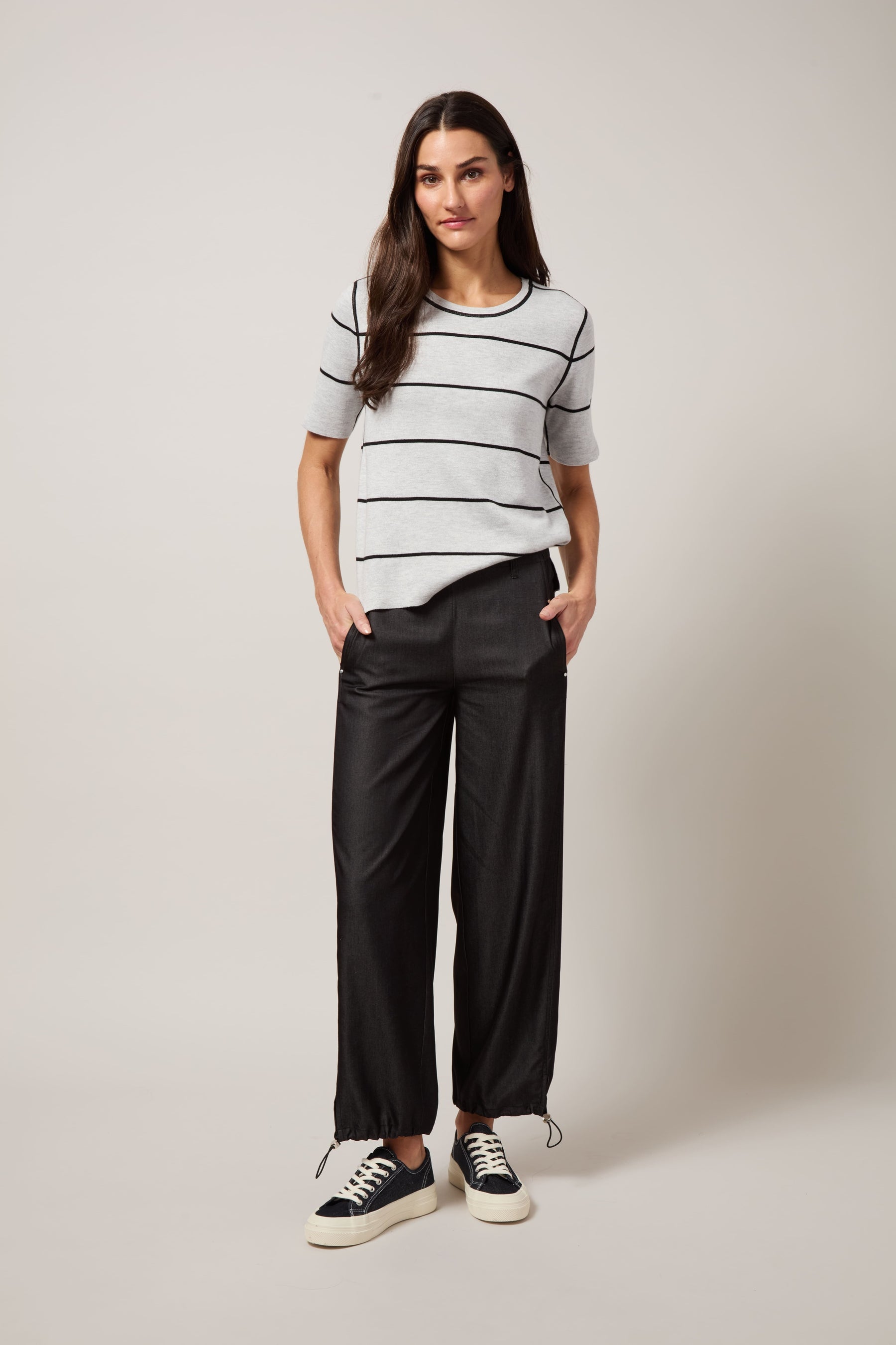 color=Black/Pearl Grey Melange