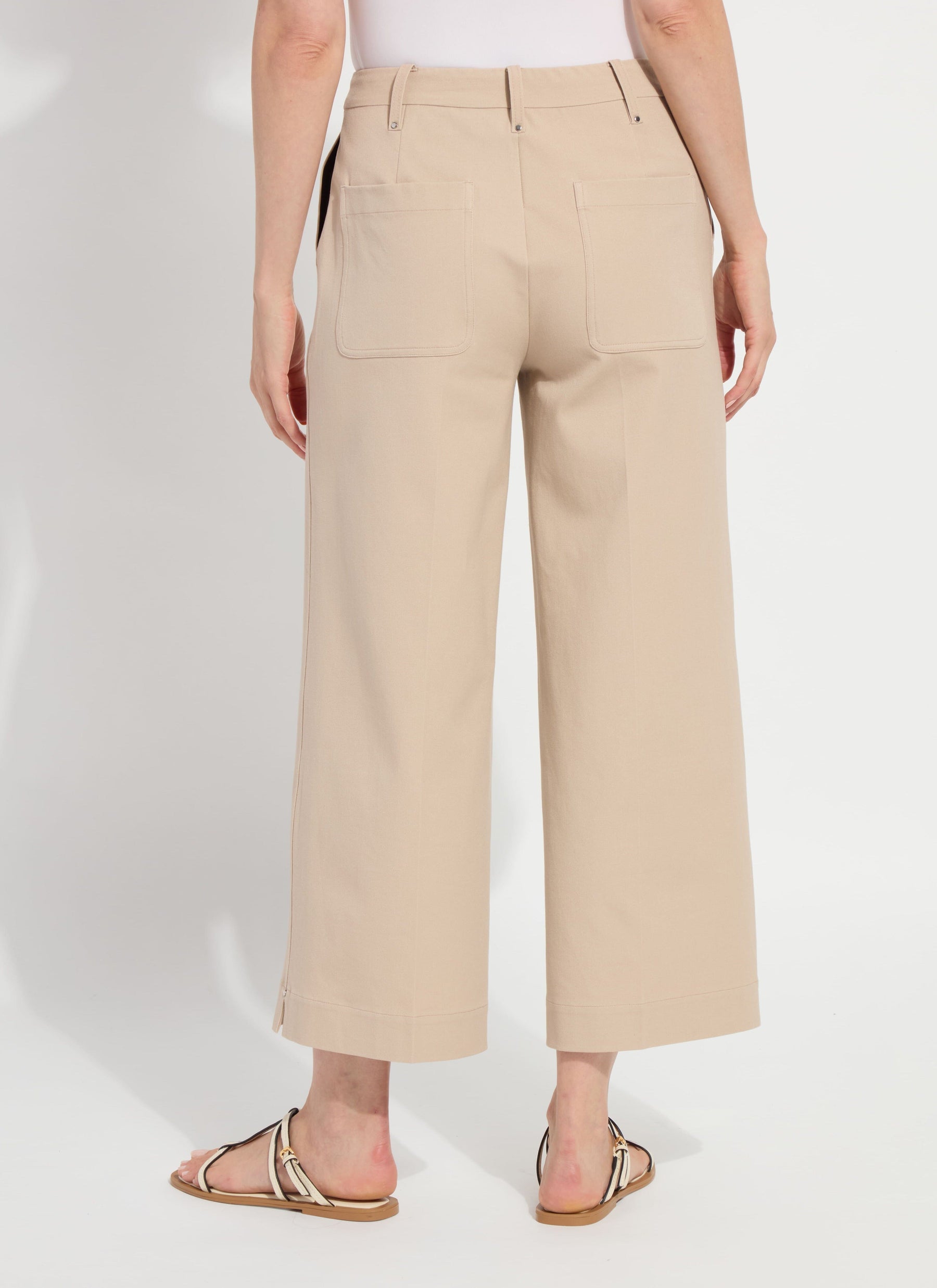 color=Khaki