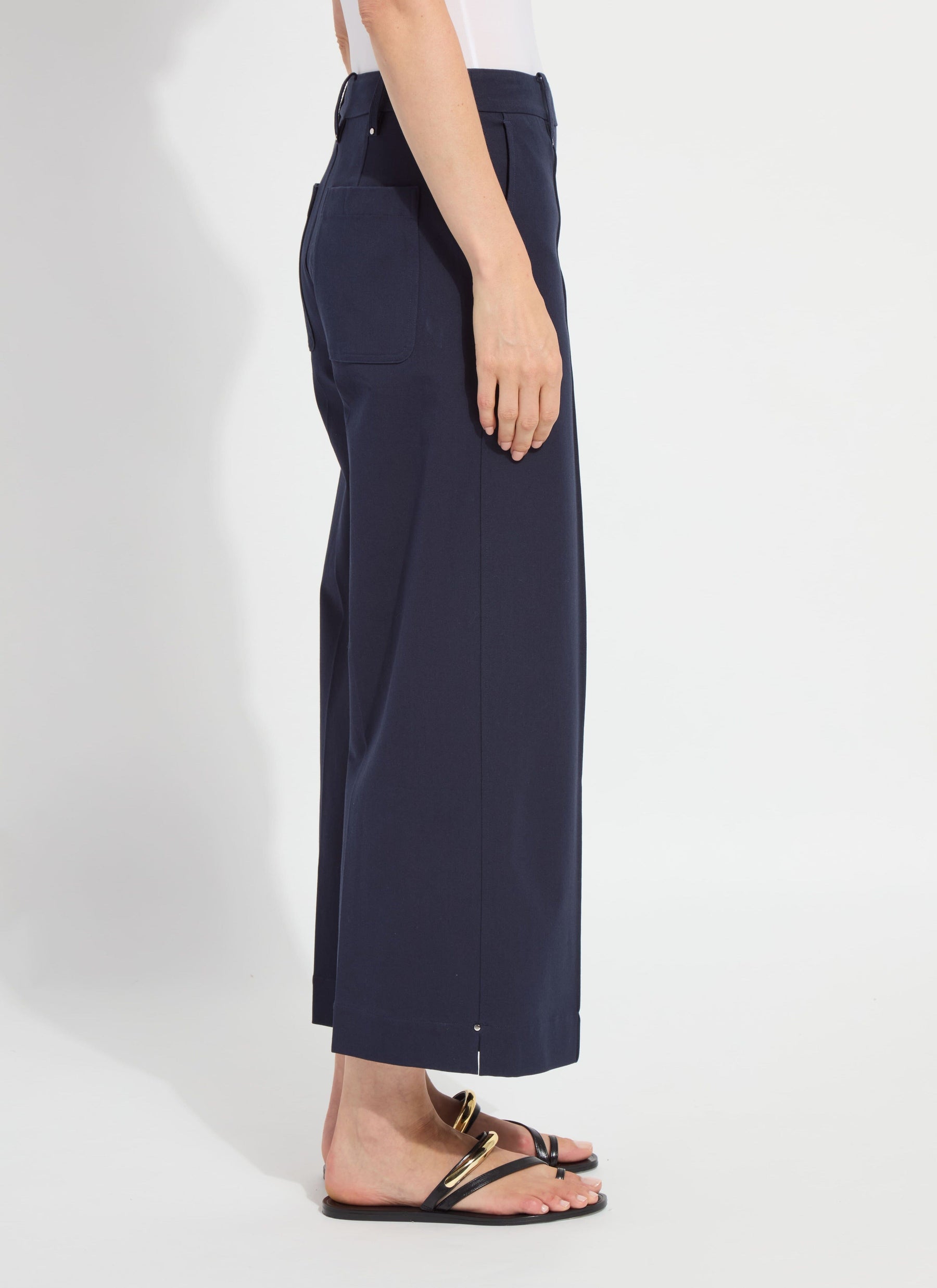 color=True Navy