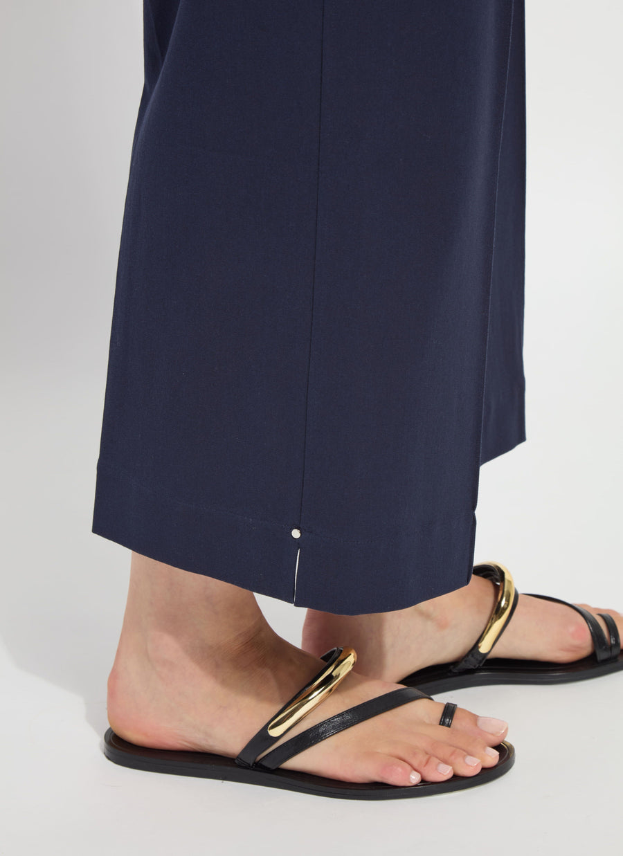 color=True Navy