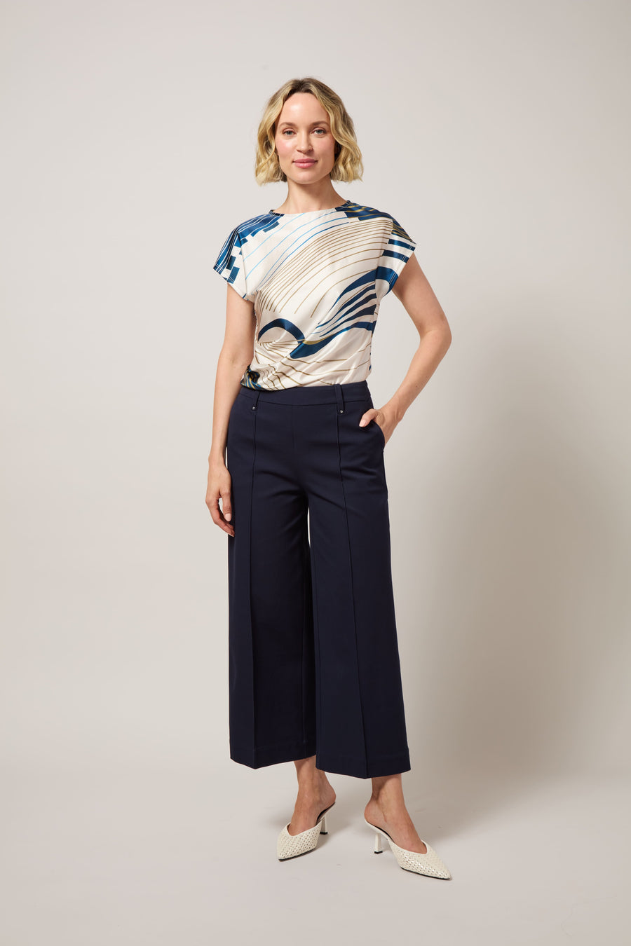 color=True Navy