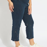 Billie Eyelet Straight Denim Curvy (26"Inseam)