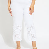 Billie Eyelet Straight Denim Curvy (26"Inseam)