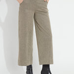 4002_EVERWOOD_SHEEN_LINE