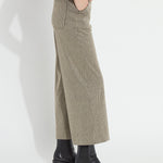 4002_EVERWOOD_SHEEN_LINE