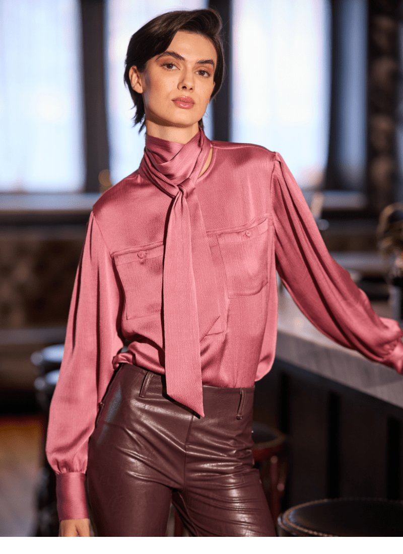 color=Glam Mauve