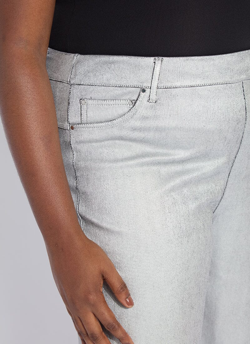 color=Metallic Silver