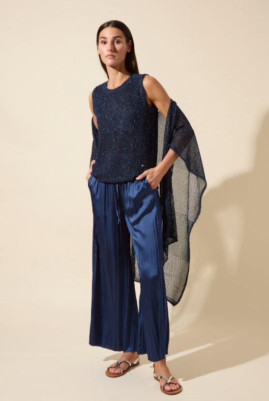 color=Capri Blue