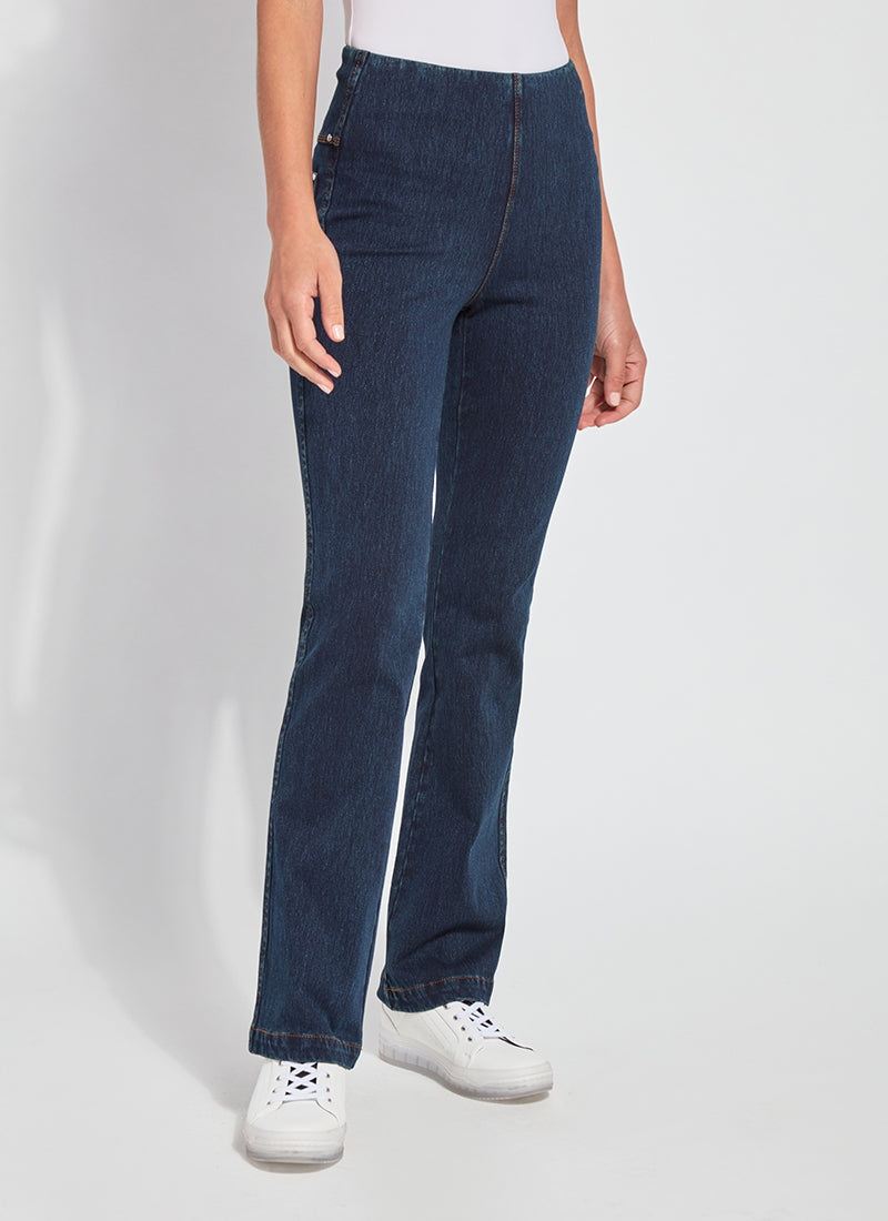 Baby Bootcut Denim (Plus Size, 32 Inseam) – LYSSÉ