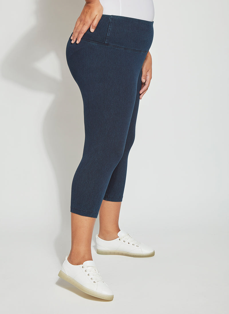 Women's Faux Denim Capris Lace Hem Floral Cropped Jeans Skinny Capri  Leggings Plus Size Stretch Tights Short Pants, Dark Blue, Large :  : Clothing, Shoes & Accessories