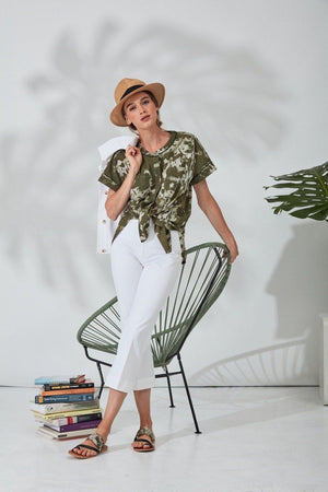 Toothpick Capri ("Cool"-ing Knit Denim 21.25" Inseam)